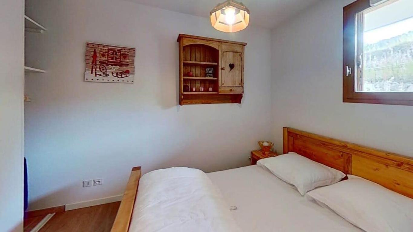 Appartement Casa-Amelie Terrace With View And Parking à Vars  Extérieur photo